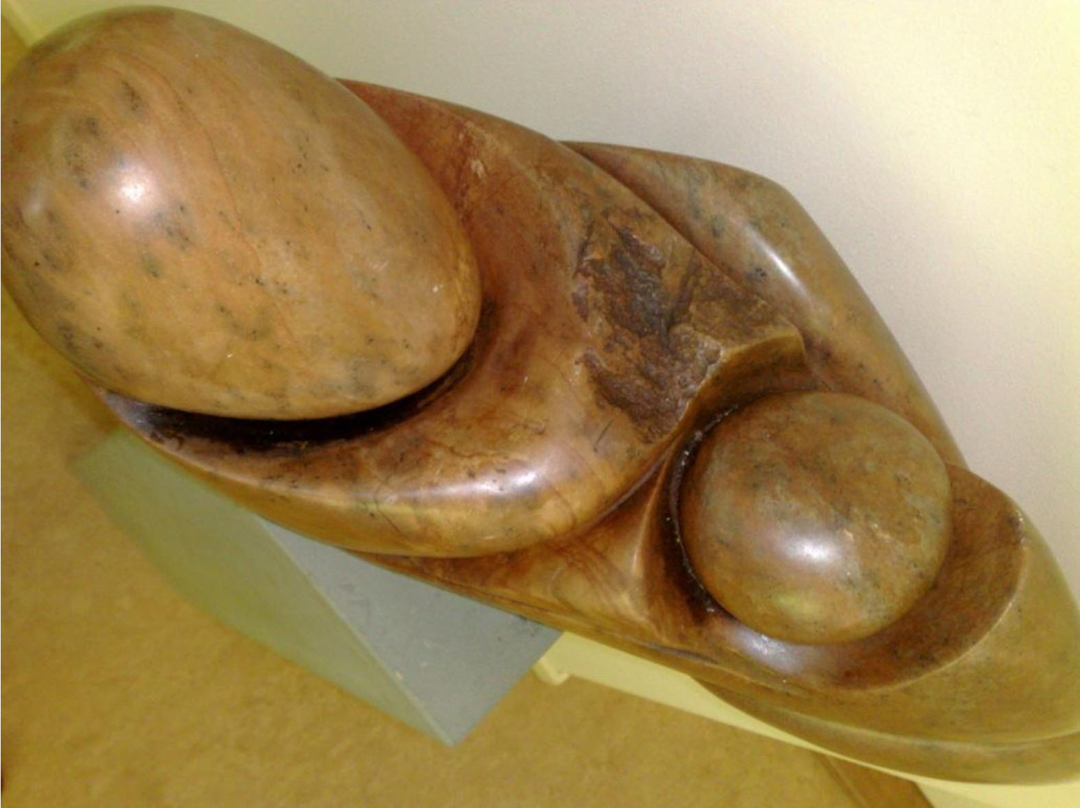Mother and child, detail. 2001, speksteen. Memory about an unborn child